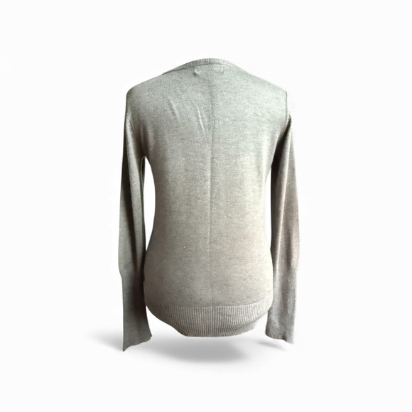 Target Women's V-Neck Sweater in Bold Fuchsia - Picture 3 of 6